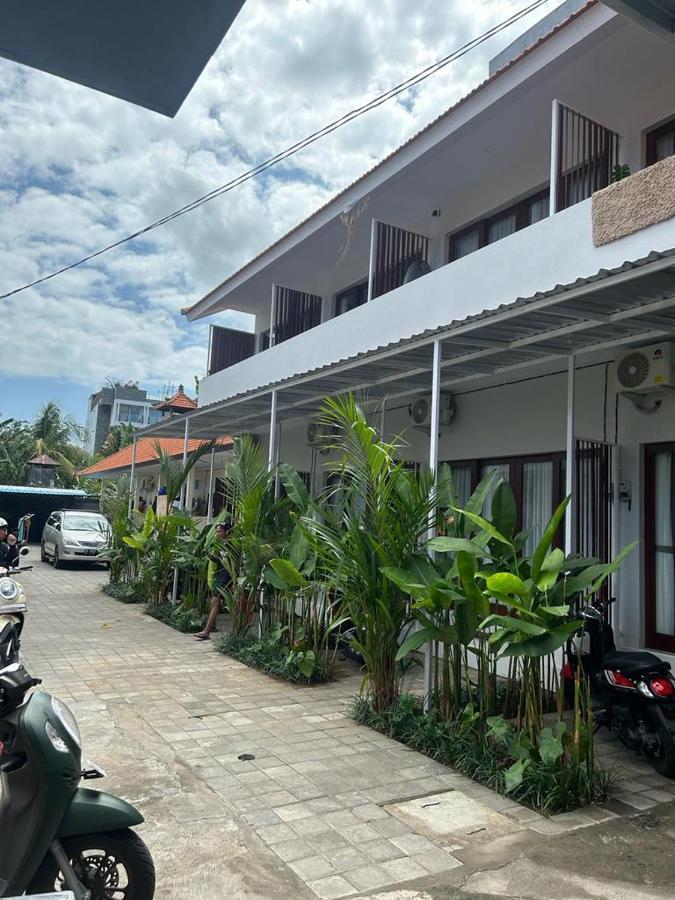 Pondok Puspa Sumekar Seminyak Exterior foto
