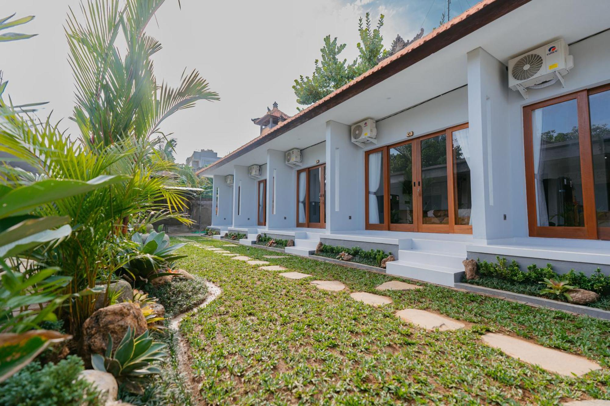 Pondok Puspa Sumekar Seminyak Exterior foto