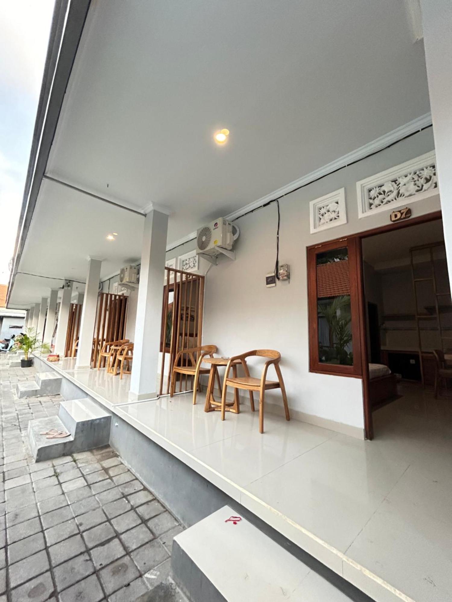 Pondok Puspa Sumekar Seminyak Exterior foto